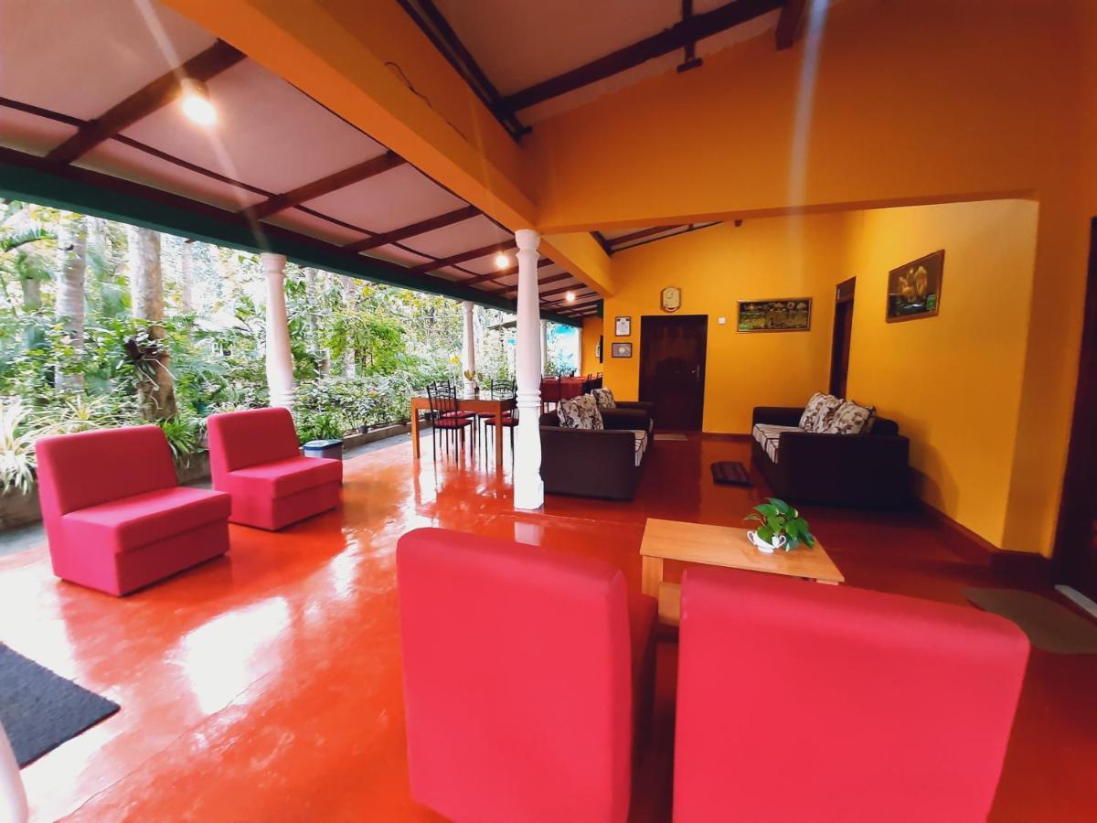 Palitha Homestay Sigiriya Eksteriør bilde