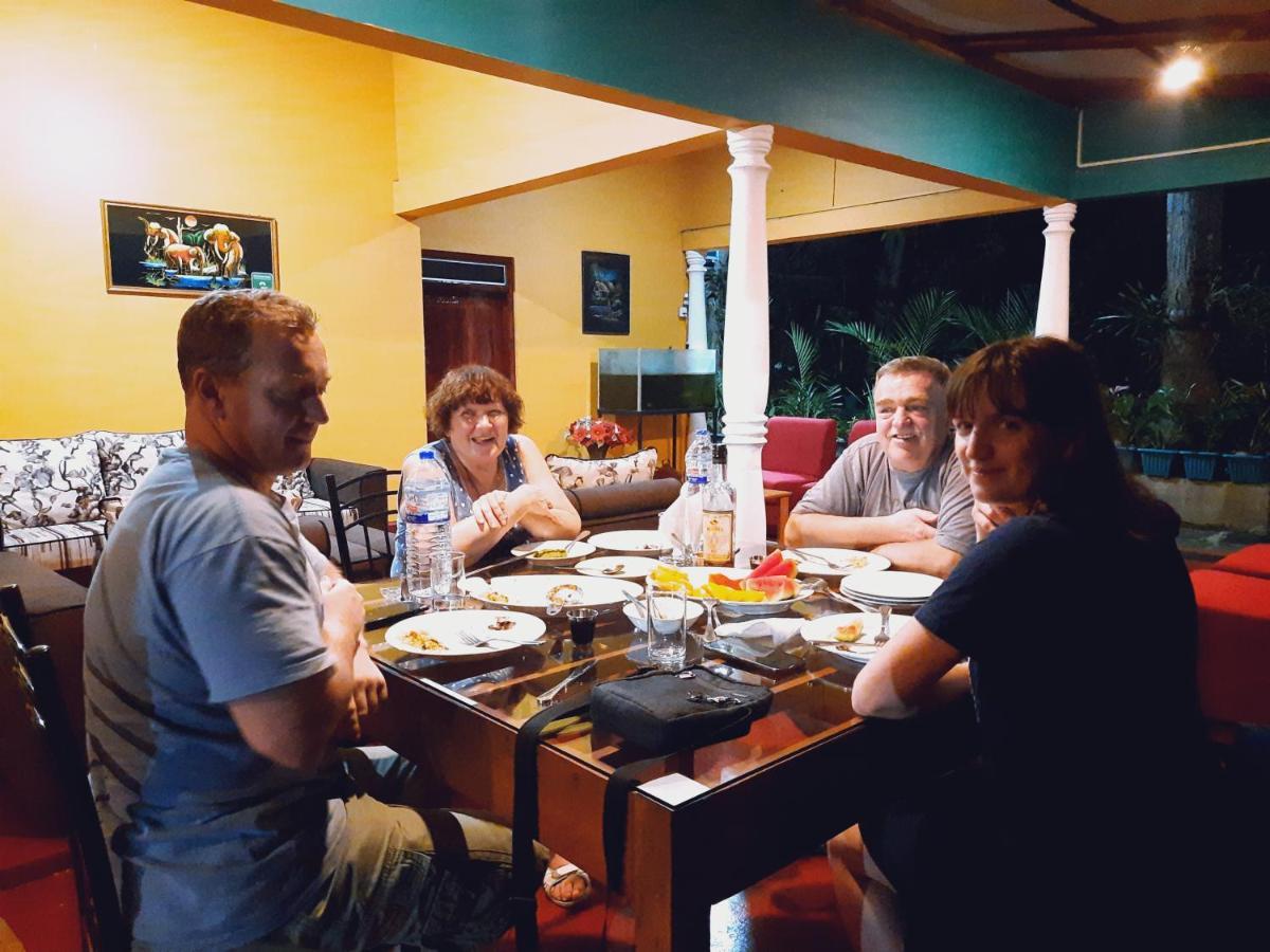 Palitha Homestay Sigiriya Eksteriør bilde